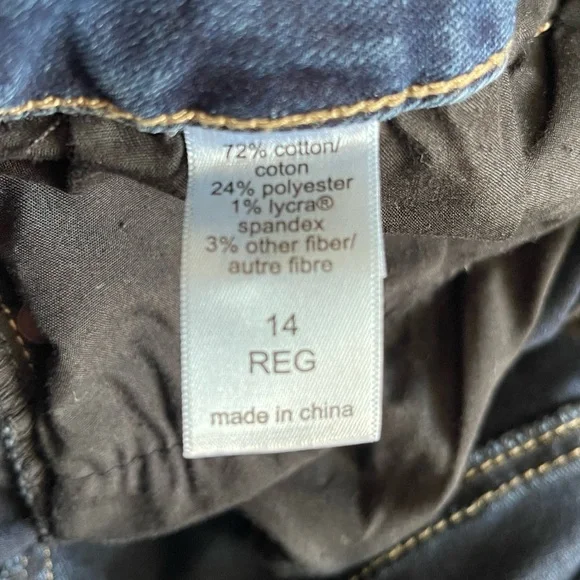 M Jeans High-Rise Wide Leg Women’s Jeans in Dark Blue - Picture 7 of 7